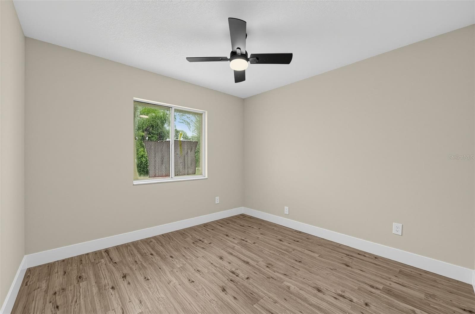 Half Duplex at 583 BABLONICA DR, ORLANDO, photo 21 of 29