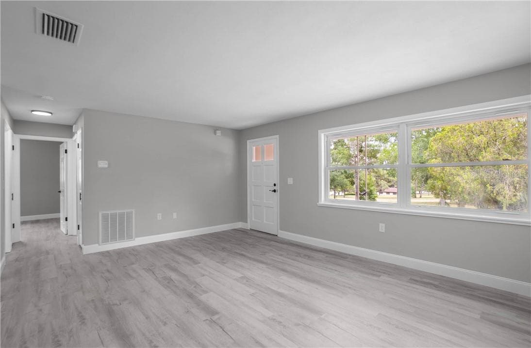 Single Family Residence at 8 S Osceola ST, BEVERLYHILLS FL 34465, Beverly Hills, photo 8 of 26