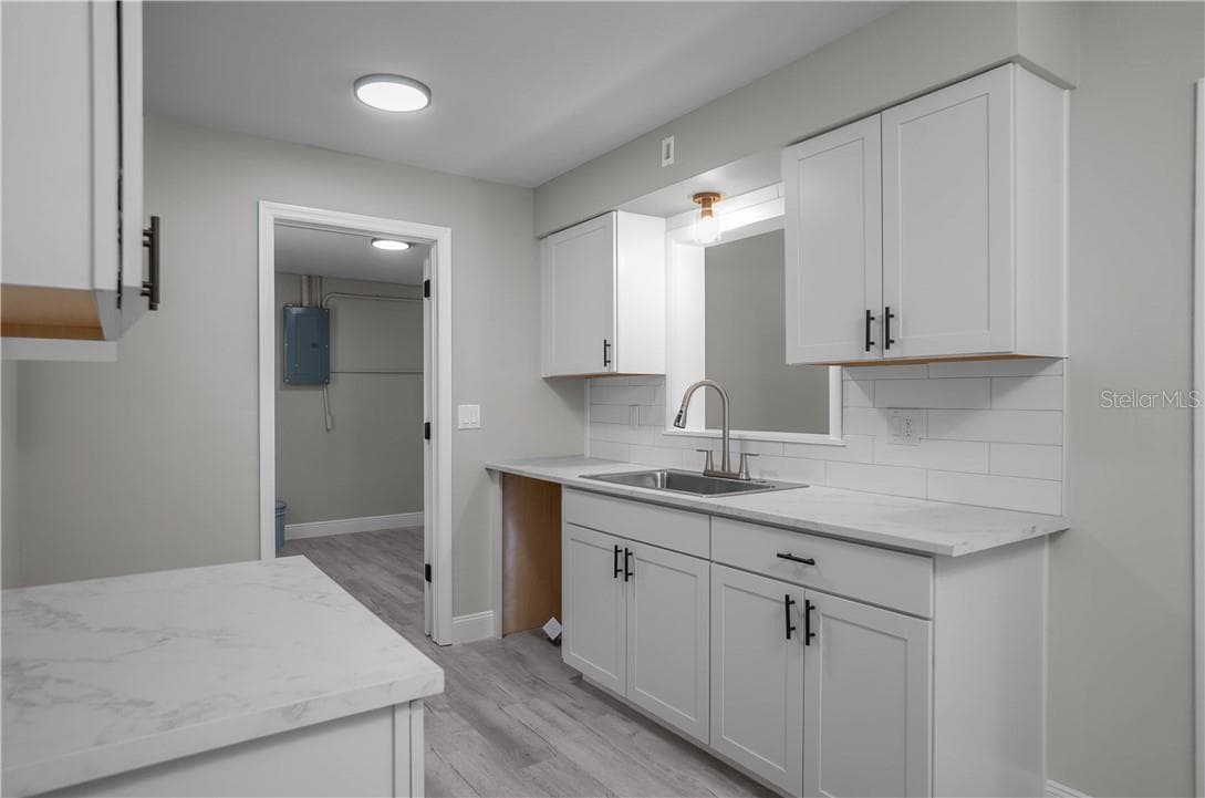 Single Family Residence at 8 S Osceola ST, BEVERLYHILLS FL 34465, Beverly Hills, photo 13 of 26