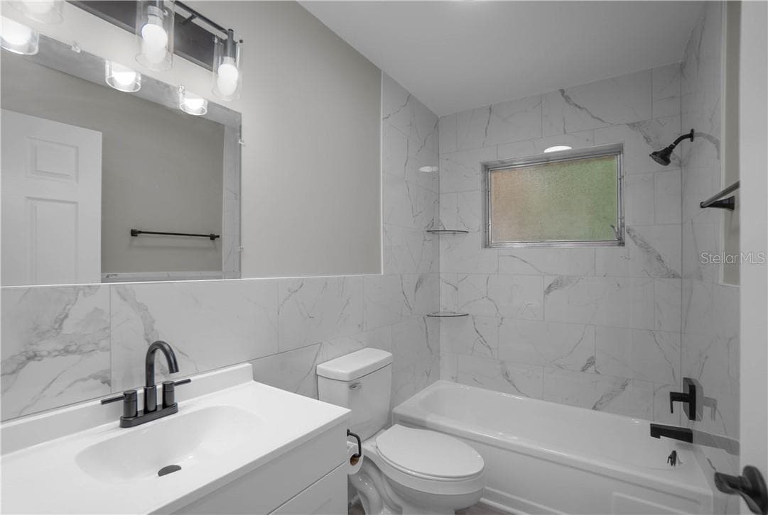 Single Family Residence at 8 S Osceola ST, BEVERLYHILLS FL 34465, Beverly Hills, photo 18 of 26