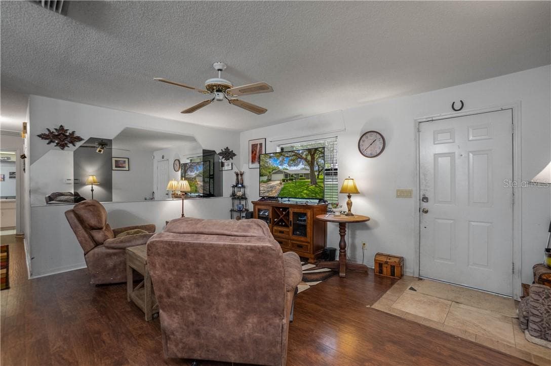 Single Family Residence at 7112 N Croton PT, HERNANDO FL 34442, photo 3 of 32