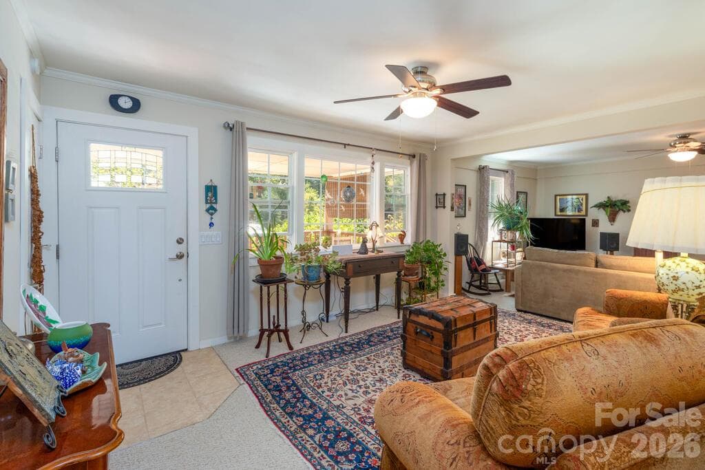 Single Family Residence at 115 Rolling Hills Drive, Franklin, photo 6 of 46