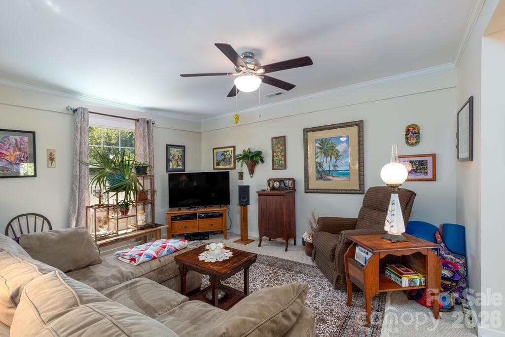 Single Family Residence at 115 Rolling Hills Drive, Franklin, photo 8 of 46