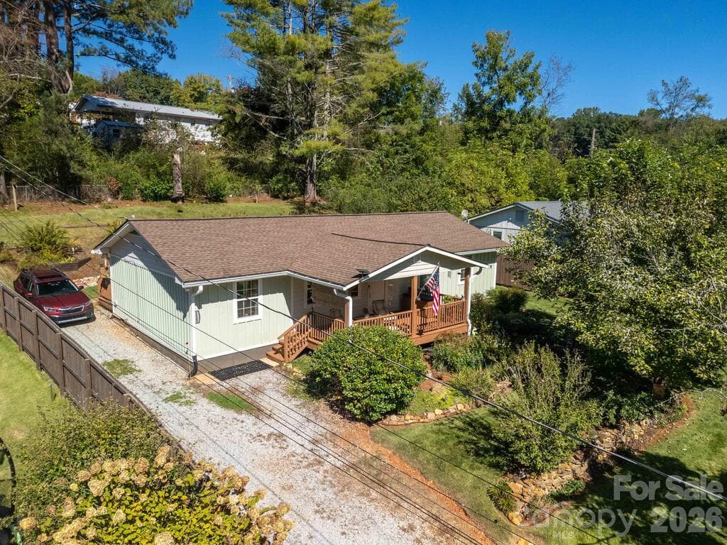 Single Family Residence at 115 Rolling Hills Drive, Franklin, photo 33 of 46