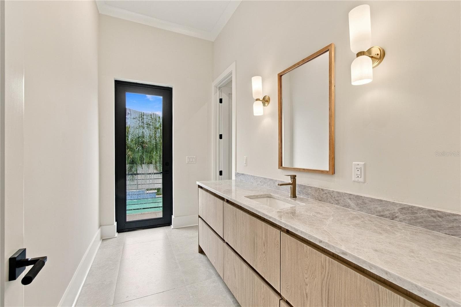 Pool Bathroom - 3615 S LIGHTNER DR, TAMPA