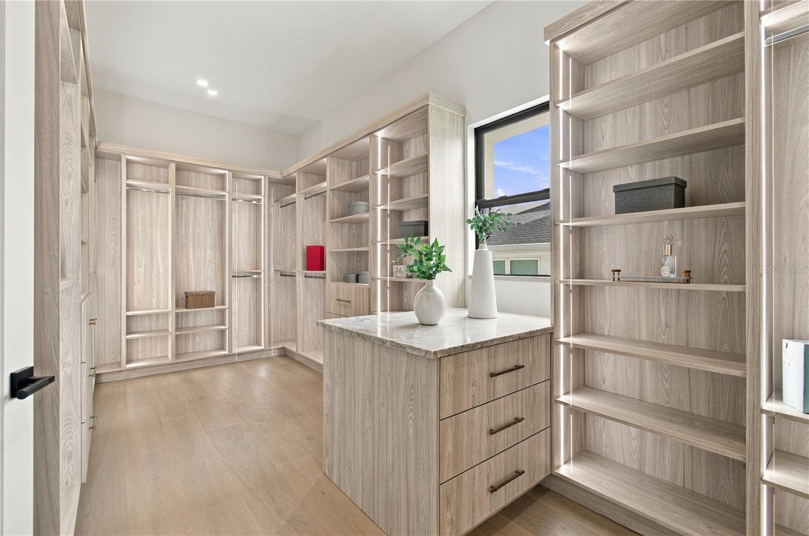 Primary Closet - 3615 S LIGHTNER DR, TAMPA