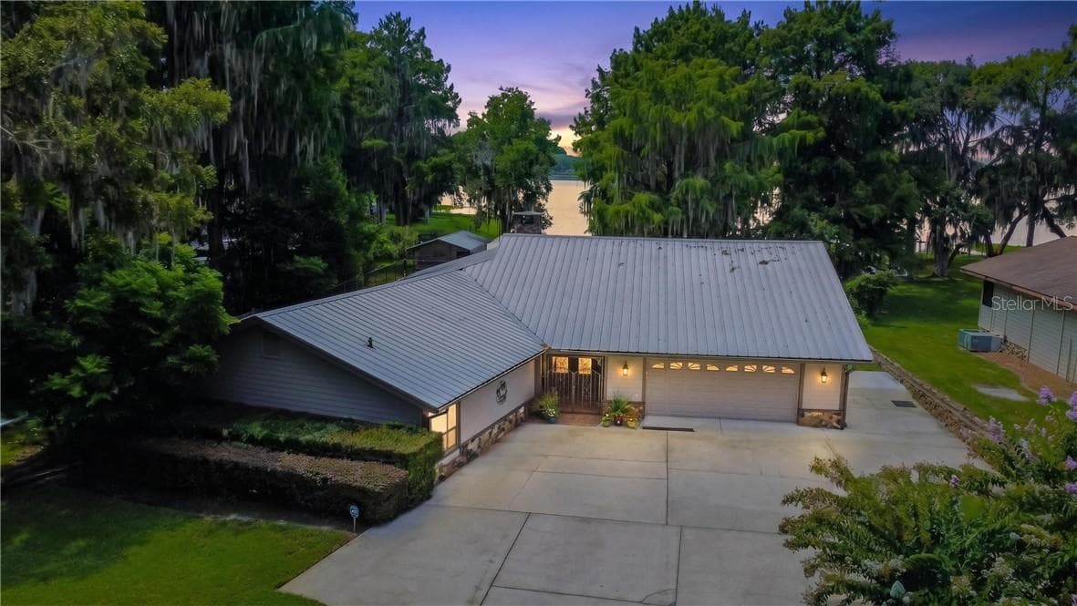 85 S Hunting Lodge DR, INVERNESS FL 34453