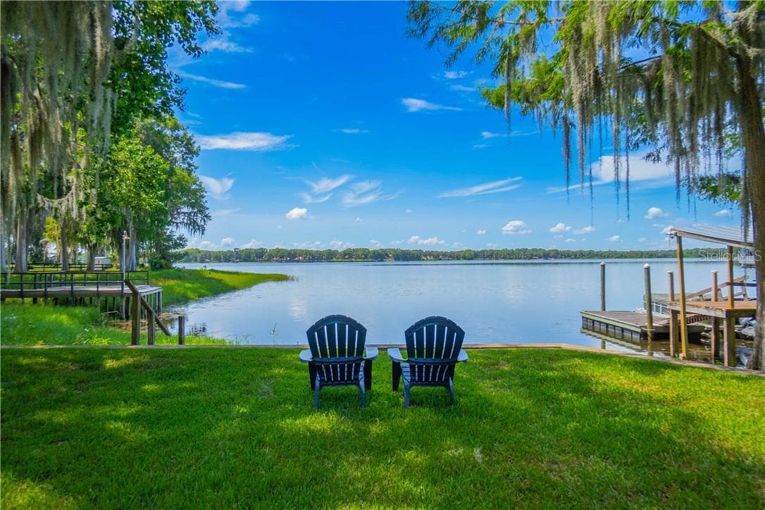 Single Family Residence at 85 S Hunting Lodge DR, INVERNESS FL 34453, photo 8 of 86