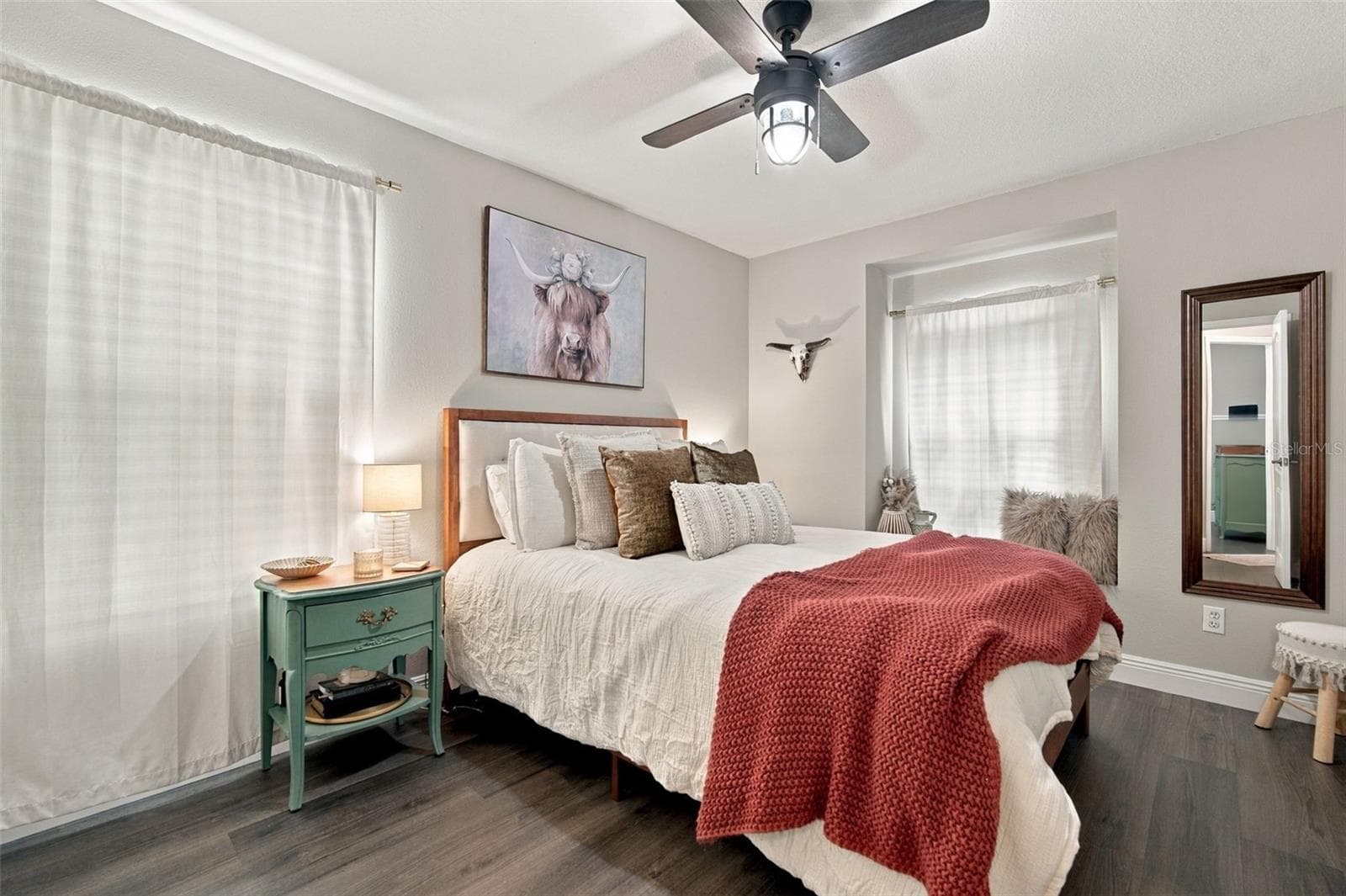 Single Family Residence at 8335 CANTERBURY LAKE BLVD, TAMPA, photo 24 of 70