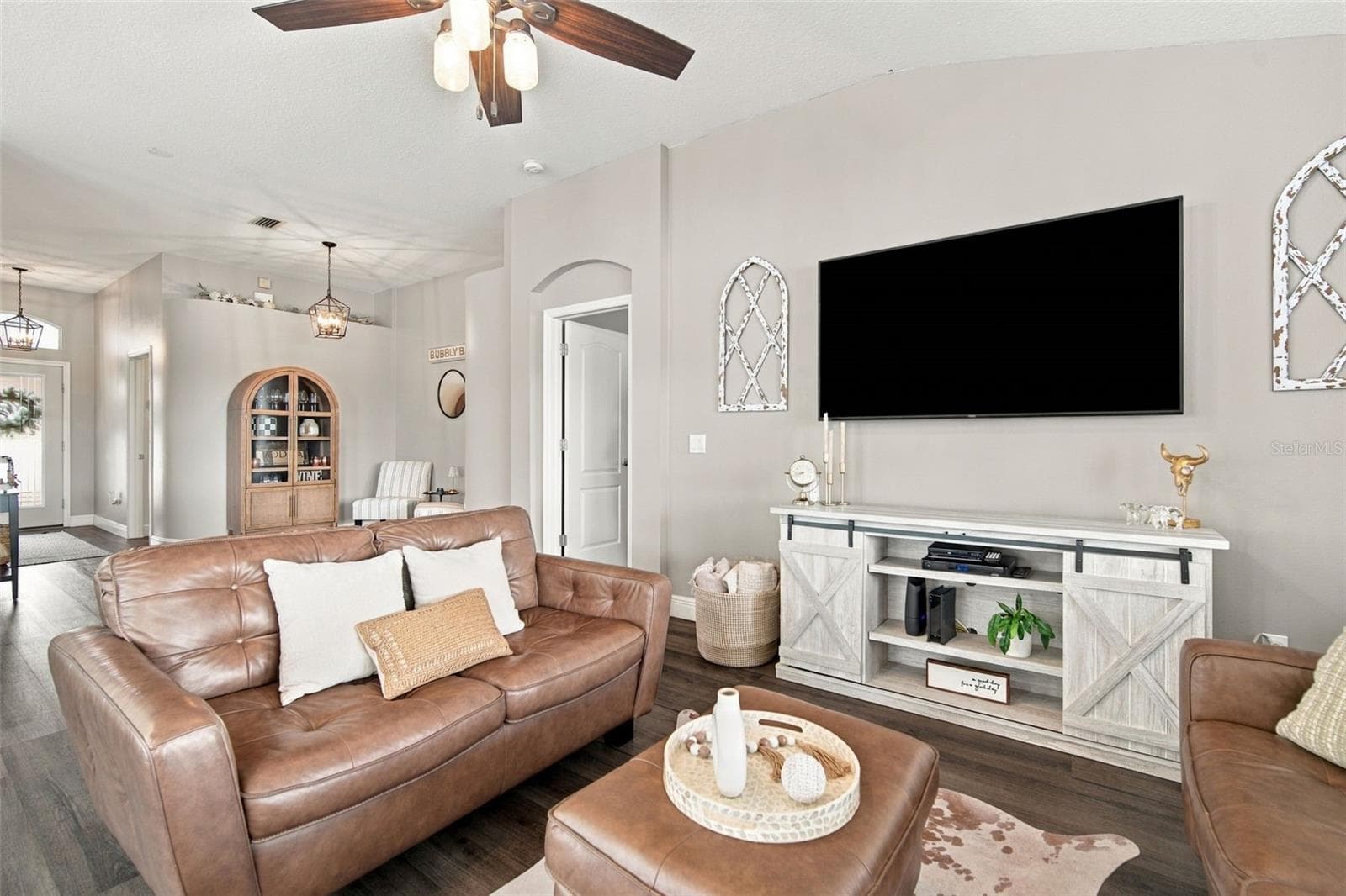 Single Family Residence at 8335 CANTERBURY LAKE BLVD, TAMPA, photo 40 of 70