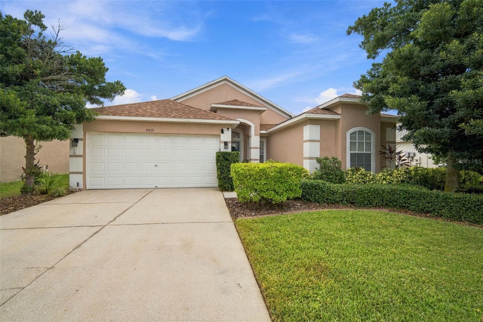 Single Family Residence at 8335 CANTERBURY LAKE BLVD, TAMPA, photo 56 of 70