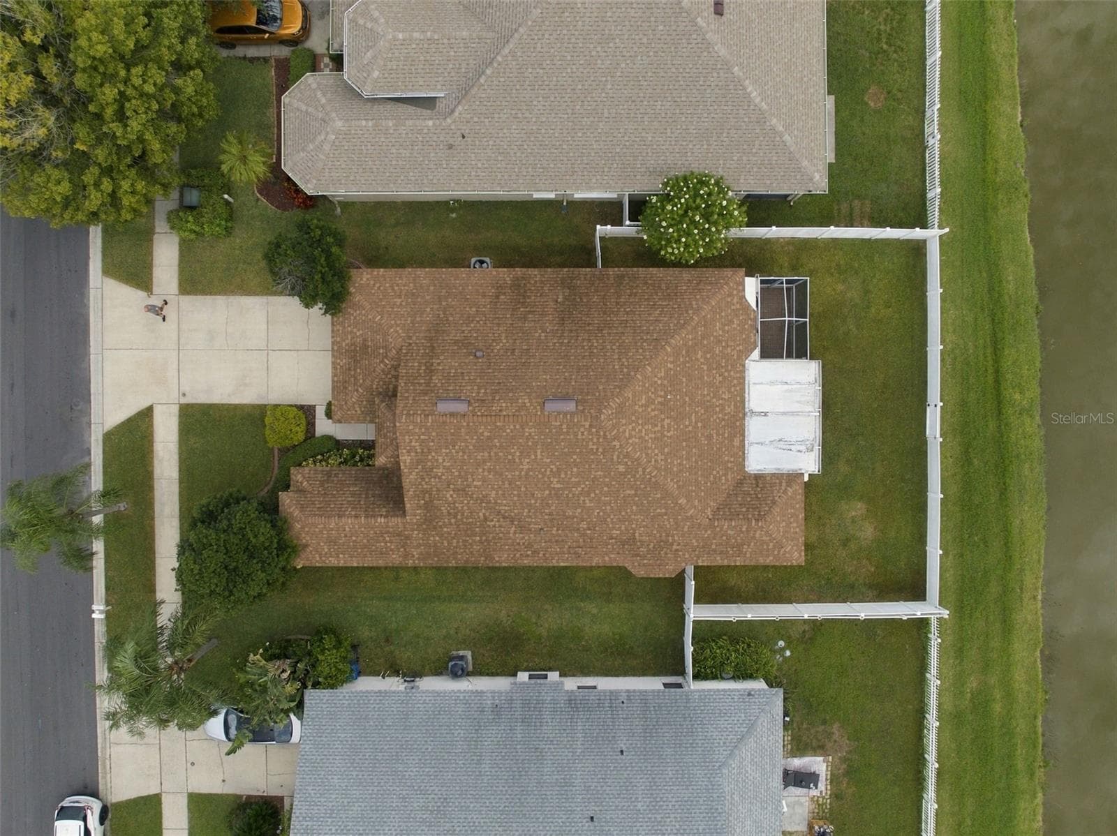 Single Family Residence at 8335 CANTERBURY LAKE BLVD, TAMPA, photo 59 of 70
