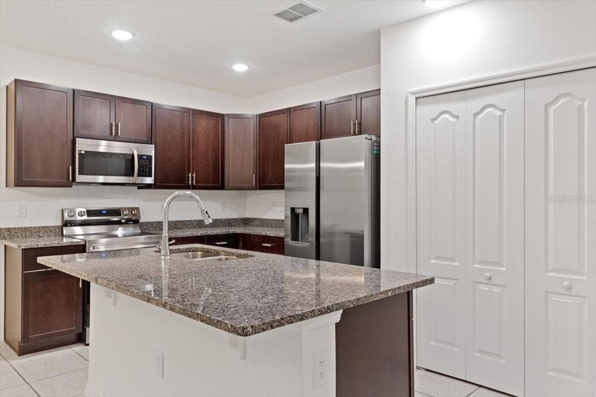 Single Family Residence at 1200 WAHNETA DR, KISSIMMEE, photo 7 of 48