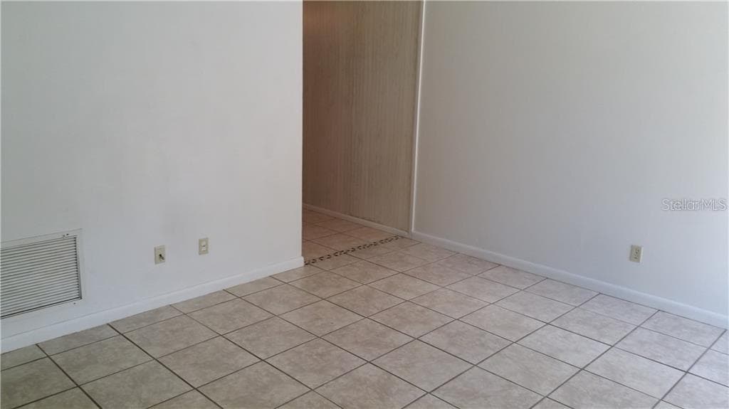Half Duplex at 9482 TACOMA AVE #A, ENGLEWOOD, photo 7 of 16