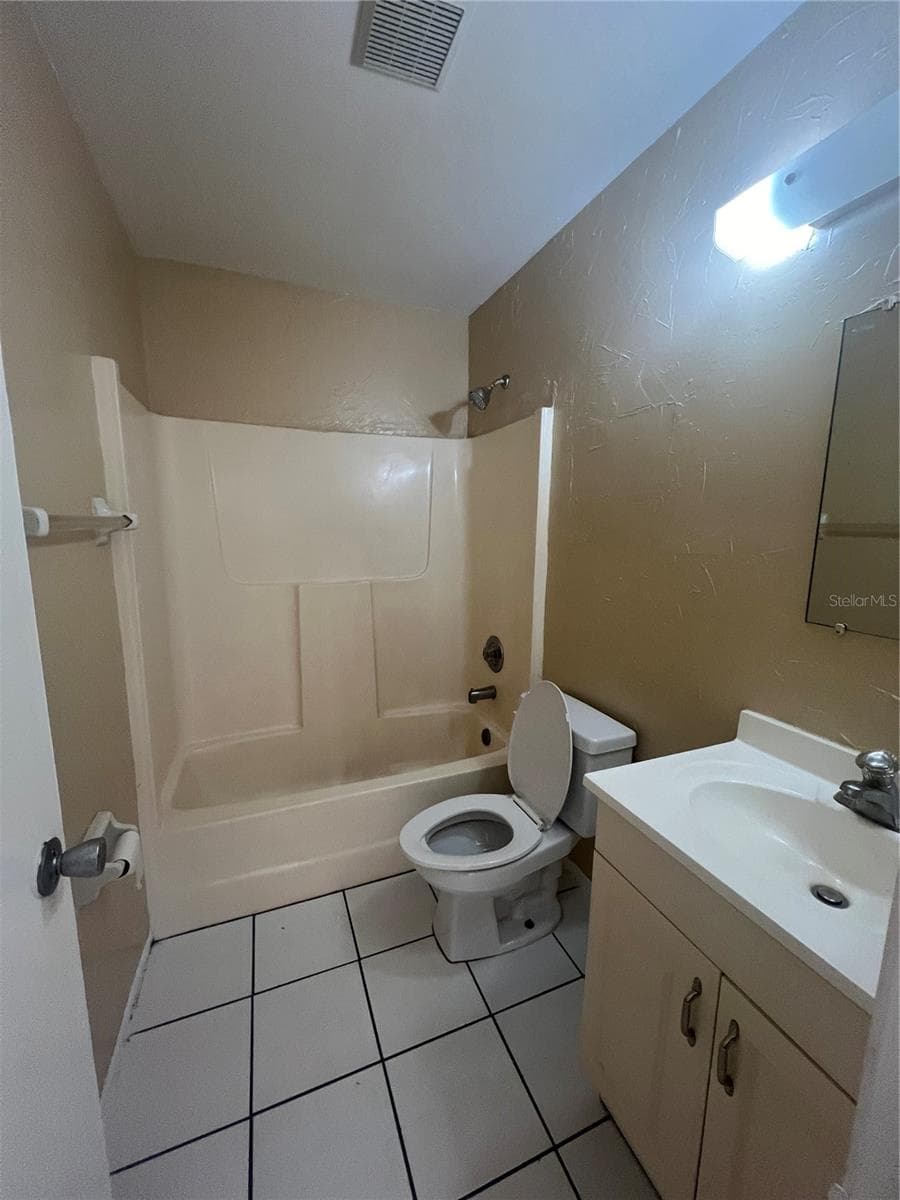 Half Duplex at 9482 TACOMA AVE #A, ENGLEWOOD, photo 15 of 16