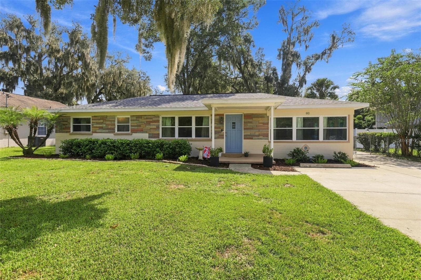 Single Family Residence at 82 MELODIE LN, DELAND, photo 2 of 33