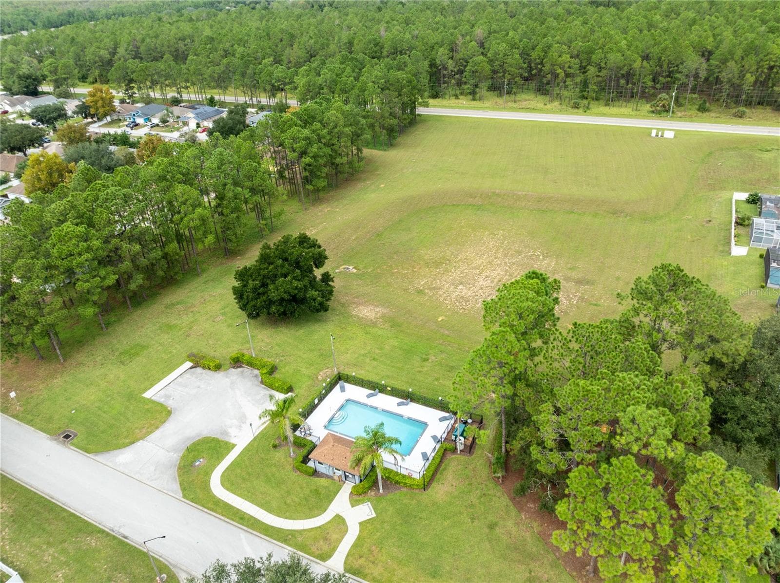 Amenities. - 154 PINELEAF PASS, DAVENPORT