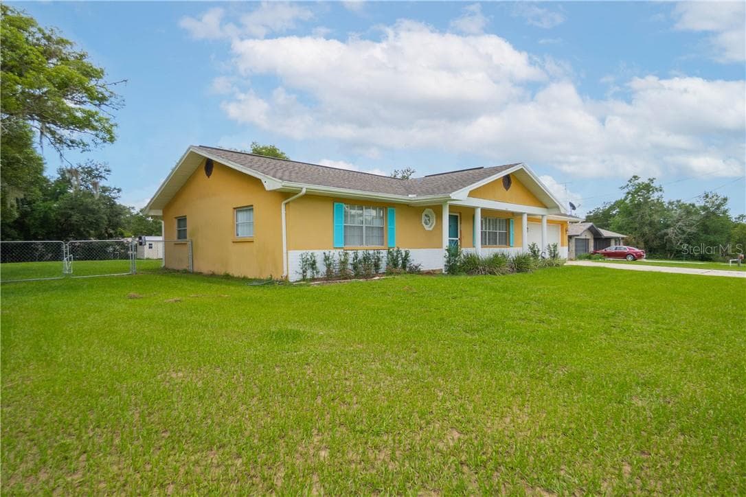 Single Family Residence at 5475 S Eaton TER, INVERNESS FL 34452, photo 2 of 39