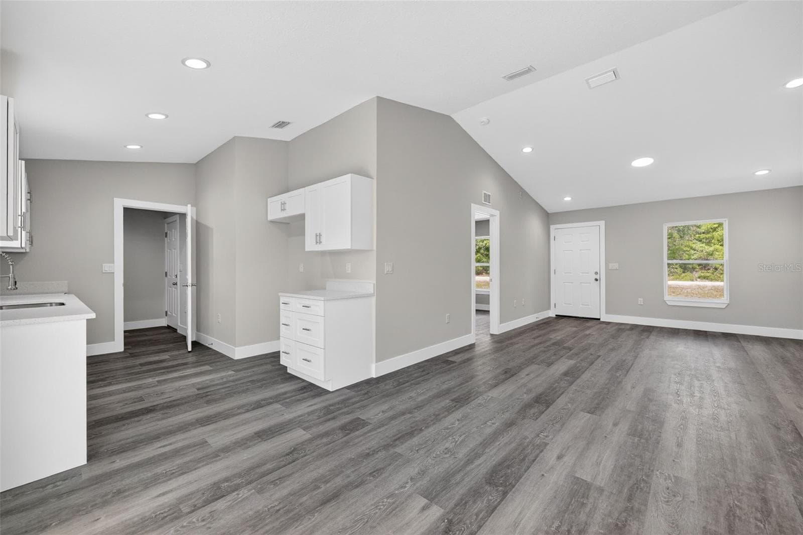 Single Family Residence at 13544 SW 107 PL, DUNNELLON, photo 9 of 29