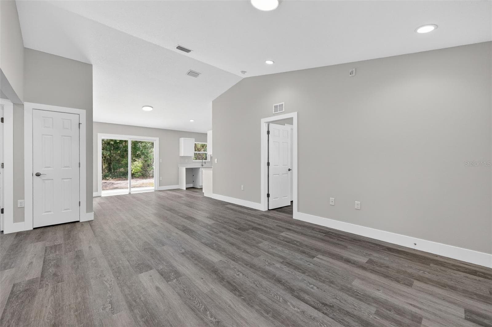 Single Family Residence at 13544 SW 107 PL, DUNNELLON, photo 16 of 29