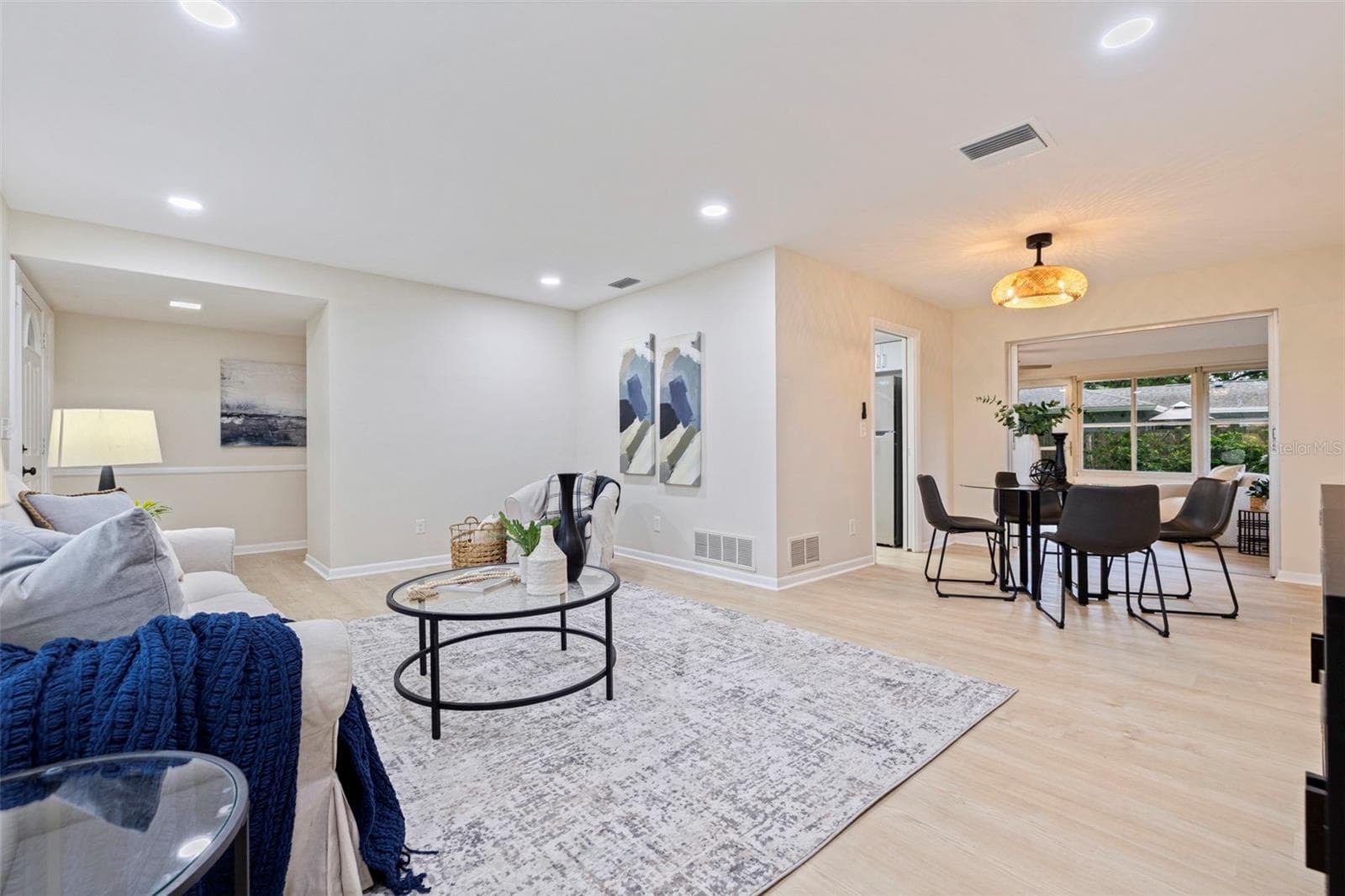 Single Family Residence at 1011 MACRAE AVE, CLEARWATER, photo 9 of 35
