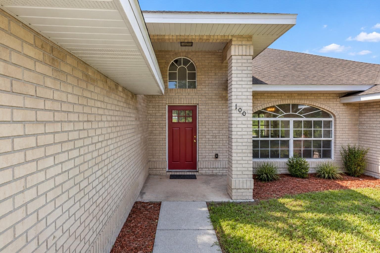Single Family Residence at 1005 WHISPRING CREEK WAY, OSTEEN, photo 2 of 38