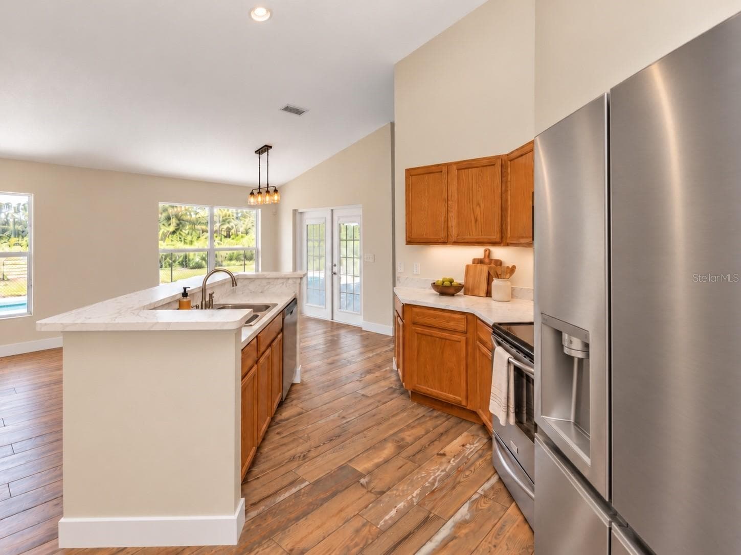 Single Family Residence at 1005 WHISPRING CREEK WAY, OSTEEN, photo 4 of 38