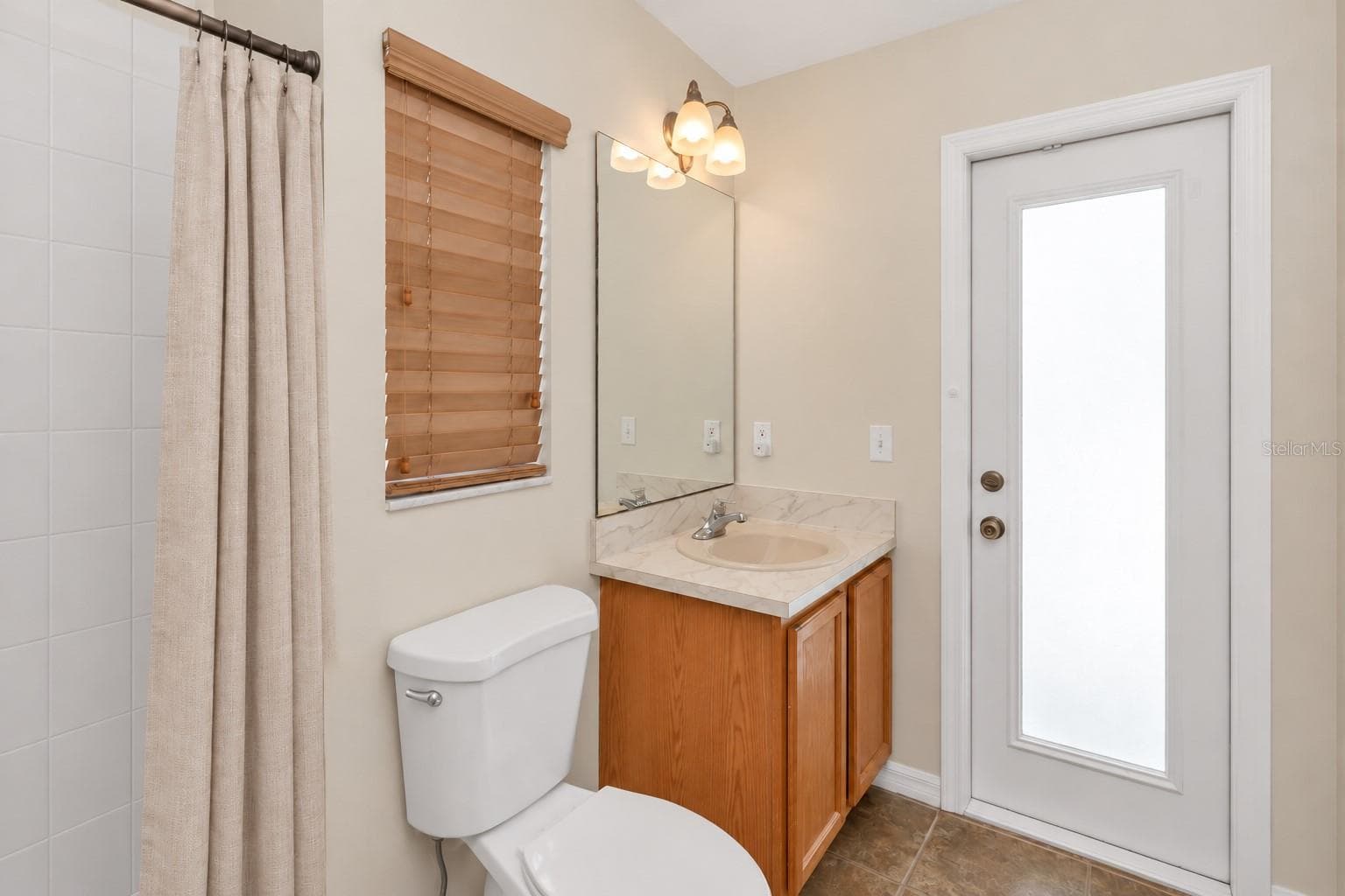 Single Family Residence at 1005 WHISPRING CREEK WAY, OSTEEN, photo 20 of 38