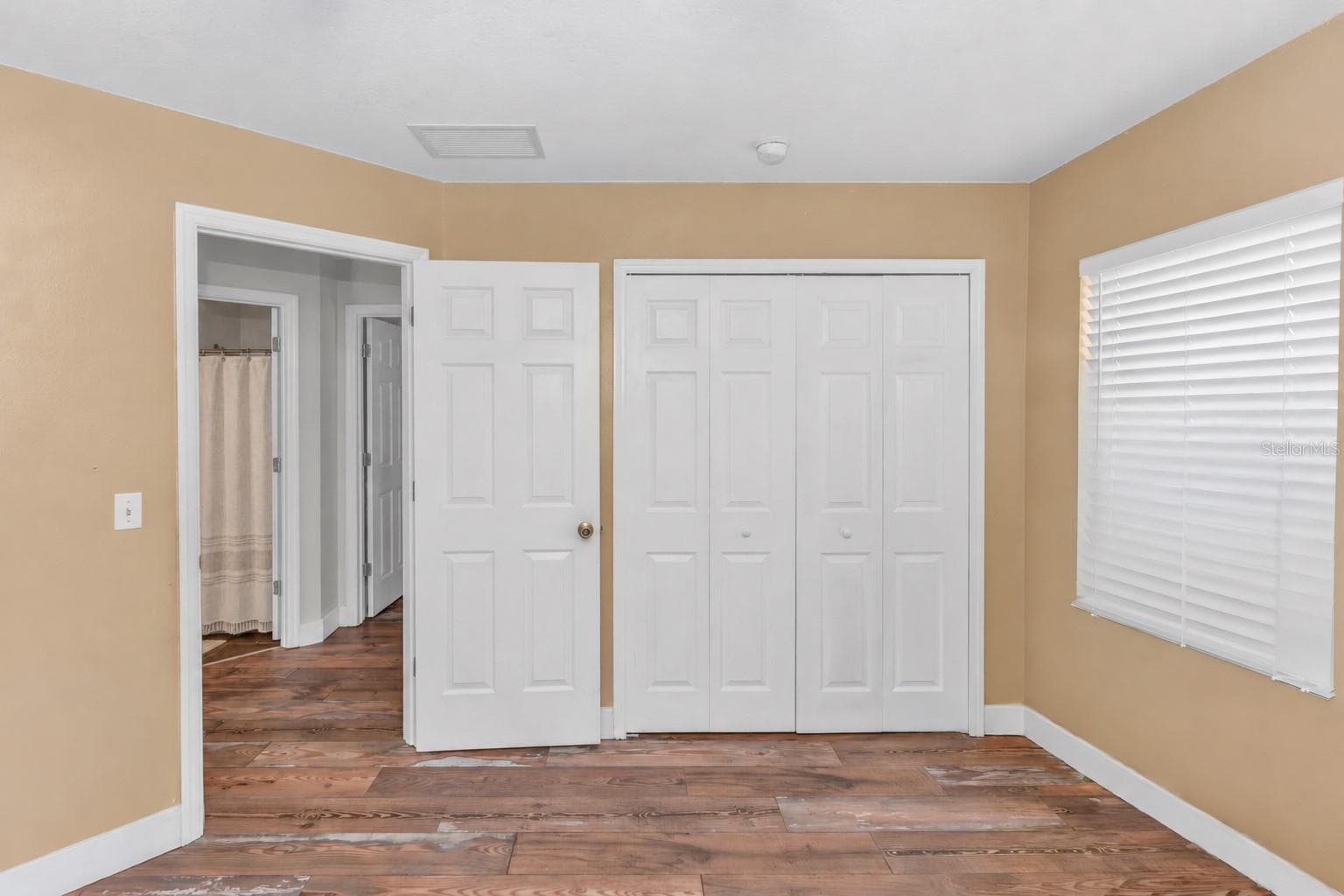 Single Family Residence at 1005 WHISPRING CREEK WAY, OSTEEN, photo 21 of 38