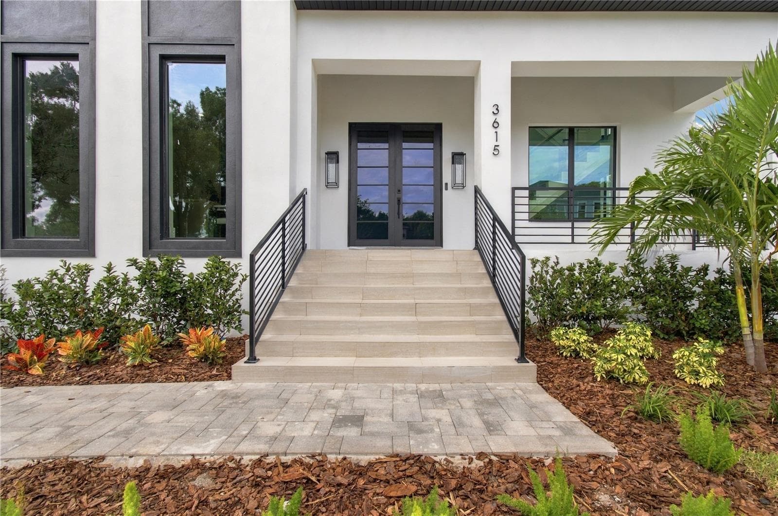 Single Family Residence at 3615 S LIGHTNER DR, TAMPA, photo 6 of 91