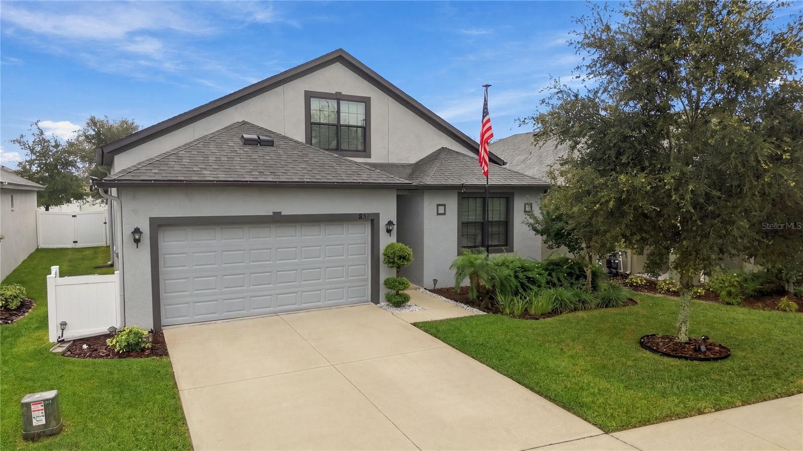 Single Family Residence at 837 OLD WINDSOR WAY, SPRING HILL, photo 3 of 43
