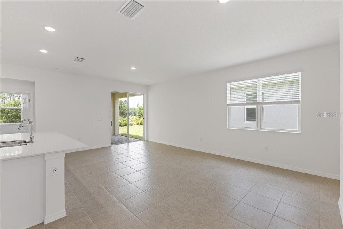 Single Family Residence at 9124 WILDLIGHT TRL, WILDWOOD, photo 9 of 20