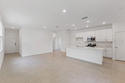 Single Family Residence at 9124 WILDLIGHT TRL, WILDWOOD, photo 12 of 20