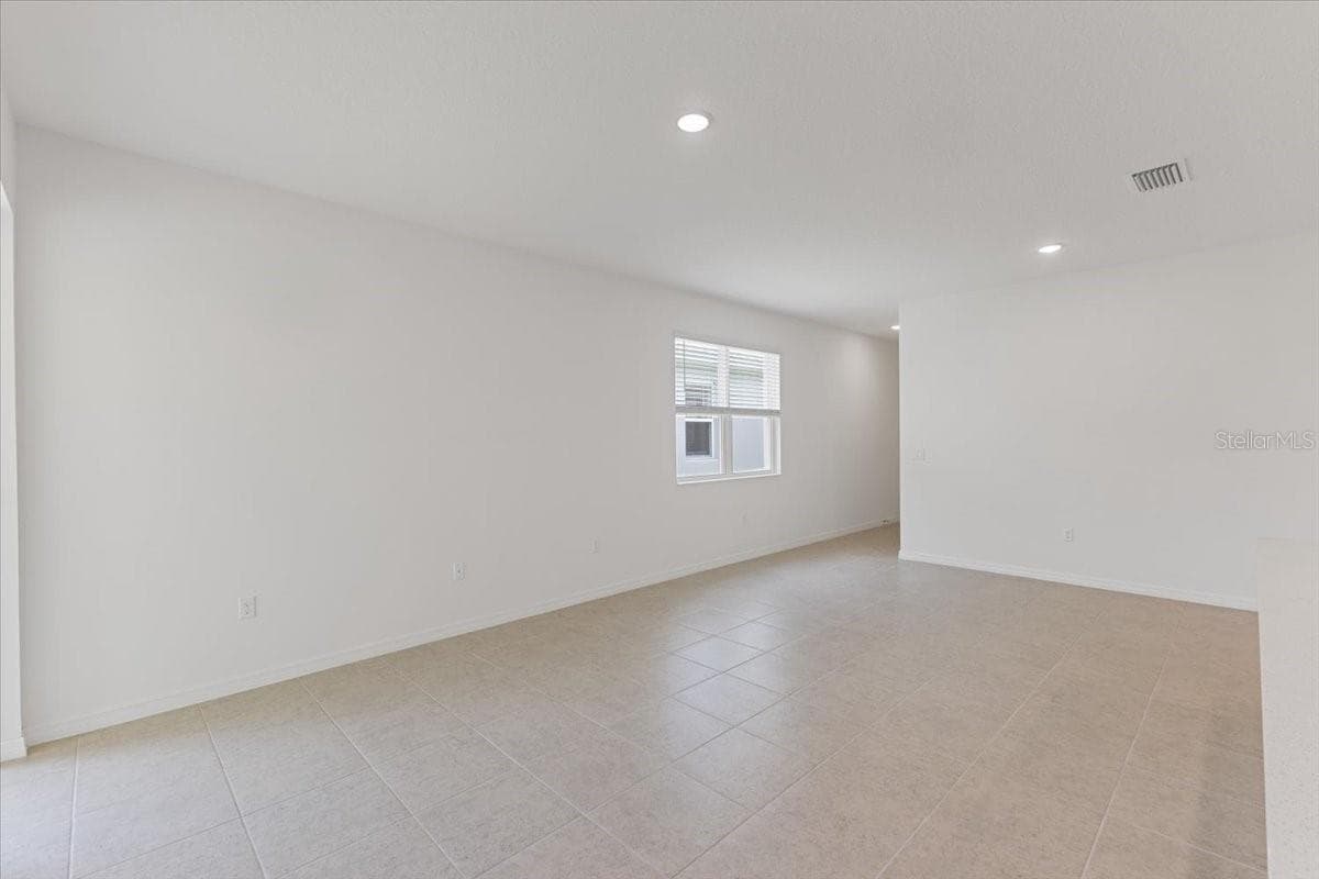Single Family Residence at 9124 WILDLIGHT TRL, WILDWOOD, photo 14 of 20