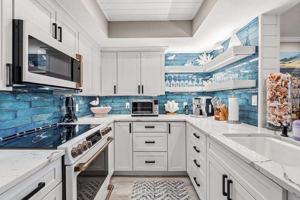 Condominium at 2055 GULF OF MEXICO DR #G2-213, LONGBOAT KEY, photo 63 of 122