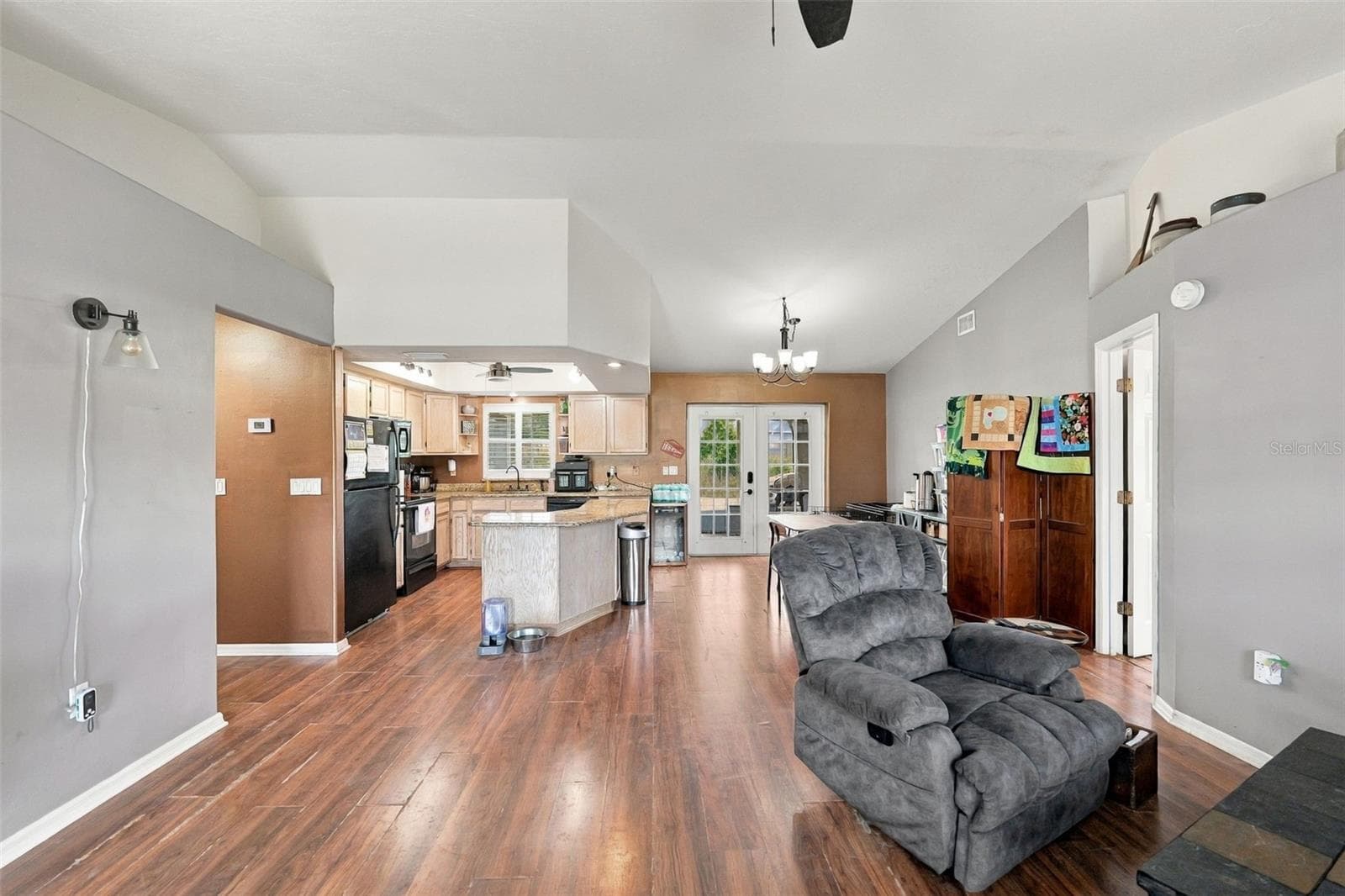 Single Family Residence at 4206 LOQUAT RD, SEBRING, photo 7 of 27