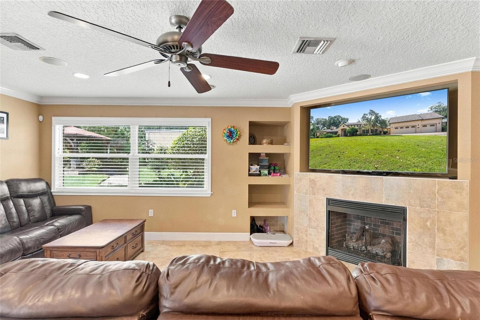Single Family Residence at 2150 W DALE CIR, DELAND, photo 23 of 100