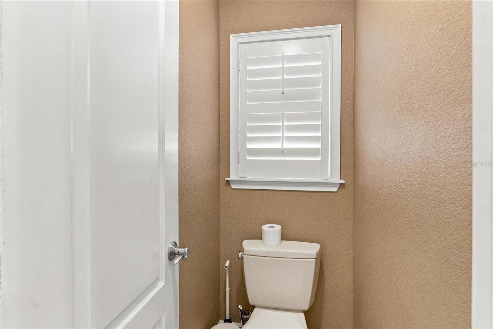 Single Family Residence at 2150 W DALE CIR, DELAND, photo 71 of 100