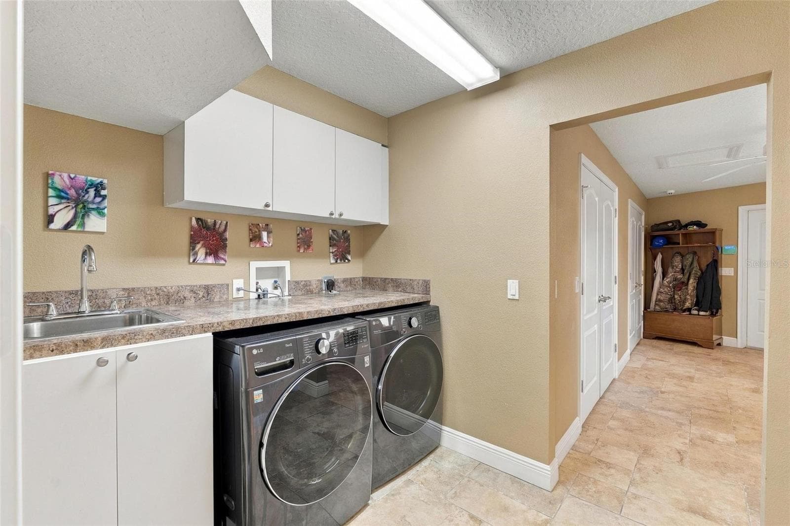 Single Family Residence at 2150 W DALE CIR, DELAND, photo 78 of 100