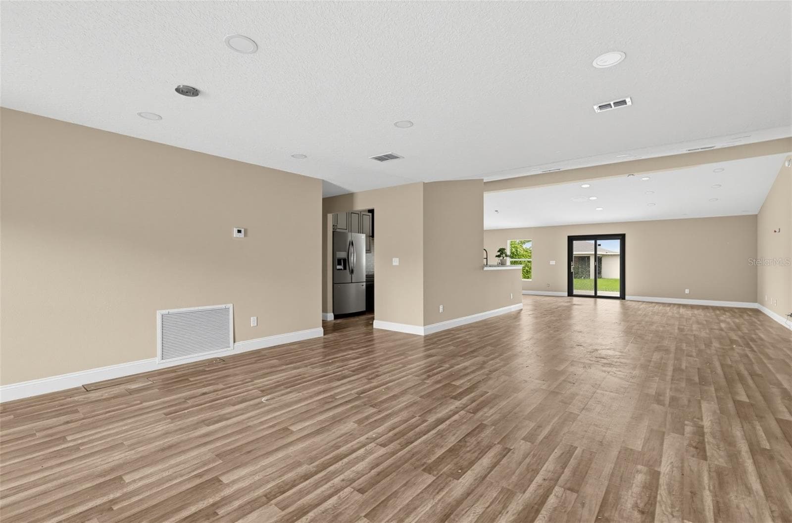 Single Family Residence at 10 RIVIERA ESTATES DR, PALM COAST, photo 5 of 30