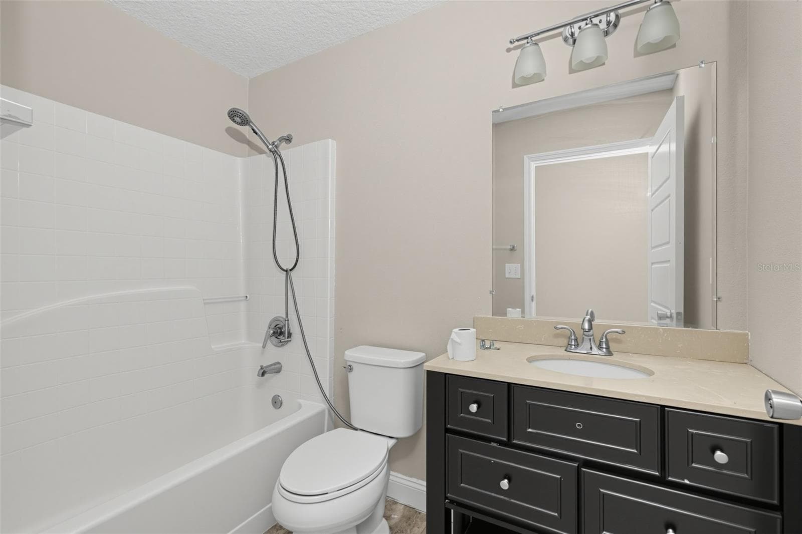 Single Family Residence at 10 RIVIERA ESTATES DR, PALM COAST, photo 24 of 30