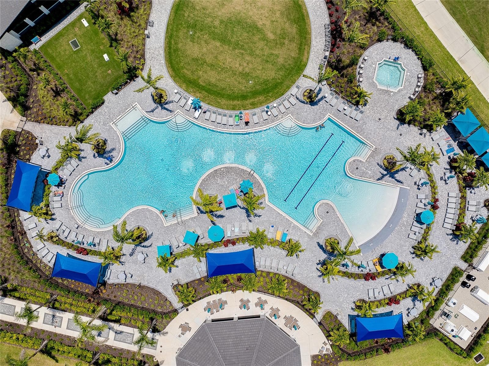 Condominium at 12390 WELLEN GOLF ST #101, VENICE, photo 18 of 28