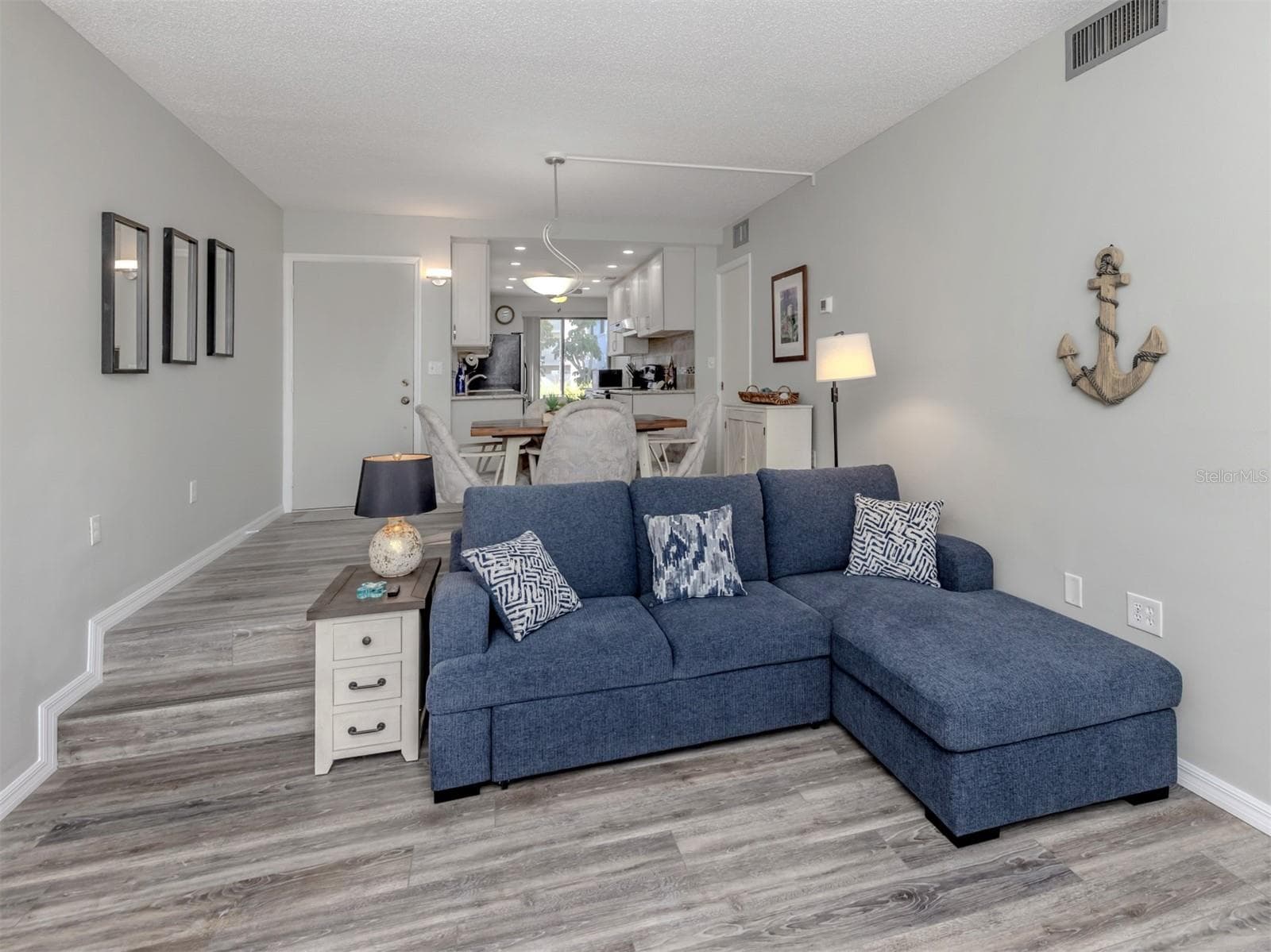 Condominium at 1555 TARPON CENTER DR #140, VENICE, photo 9 of 60