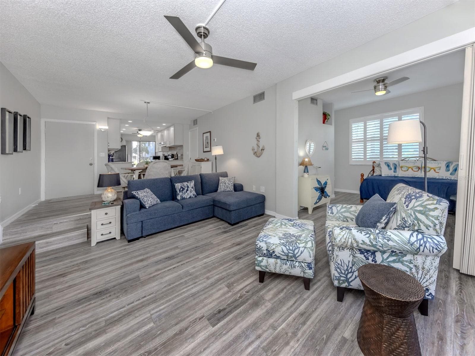 Condominium at 1555 TARPON CENTER DR #140, VENICE, photo 11 of 60