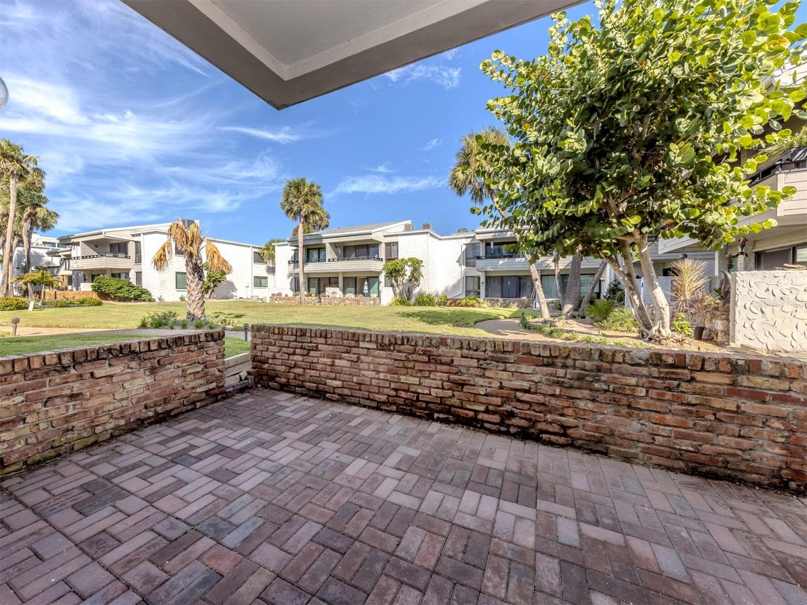 Condominium at 1555 TARPON CENTER DR #140, VENICE, photo 25 of 60