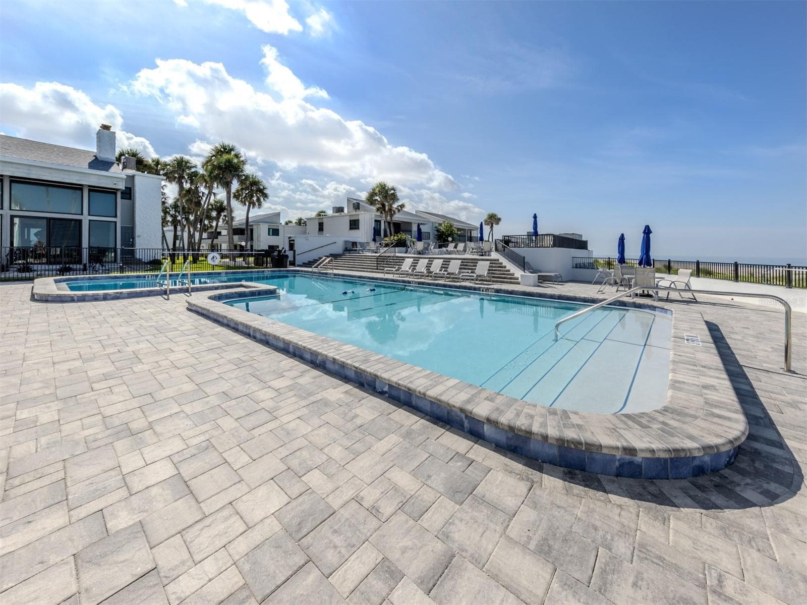 Condominium at 1555 TARPON CENTER DR #140, VENICE, photo 34 of 60