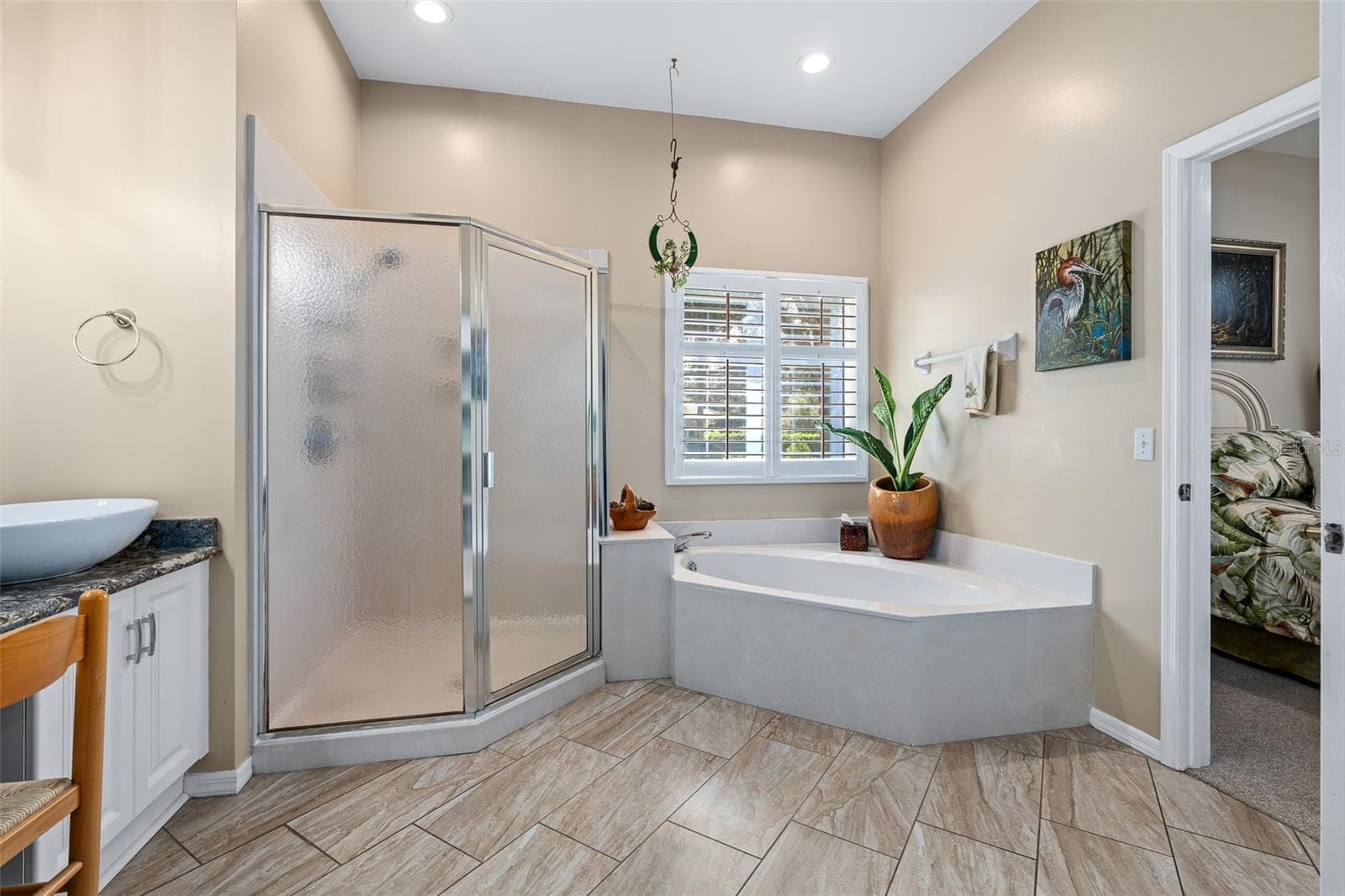 Downstairs Primary - 410 LONG COVE CT, ORMOND BEACH