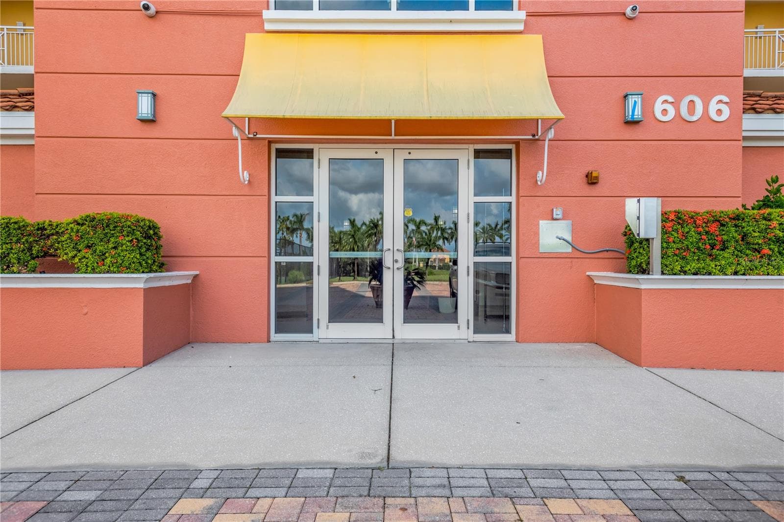 Front Entry to Building 606 - 606 RIVIERA DUNES WAY #405, PALMETTO