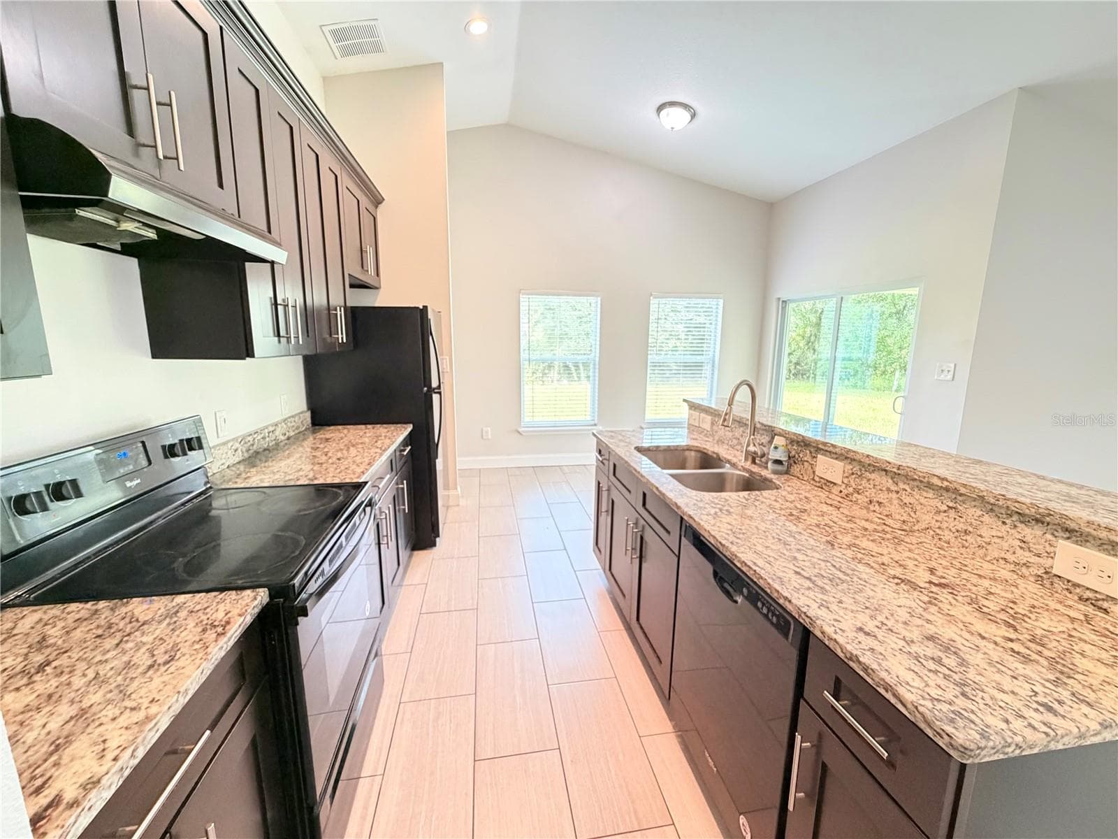 Single Family Residence at 3124 N COVINGTON DR, DELTONA, photo 5 of 23