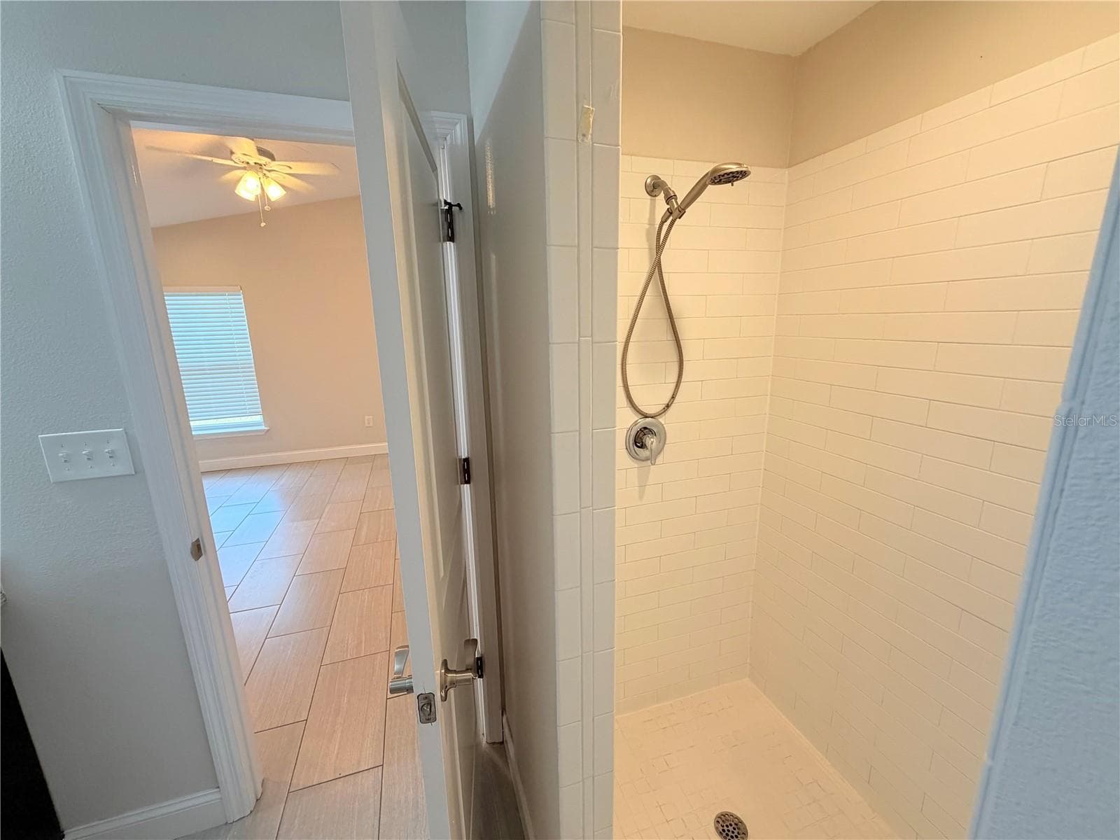 Single Family Residence at 3124 N COVINGTON DR, DELTONA, photo 16 of 23